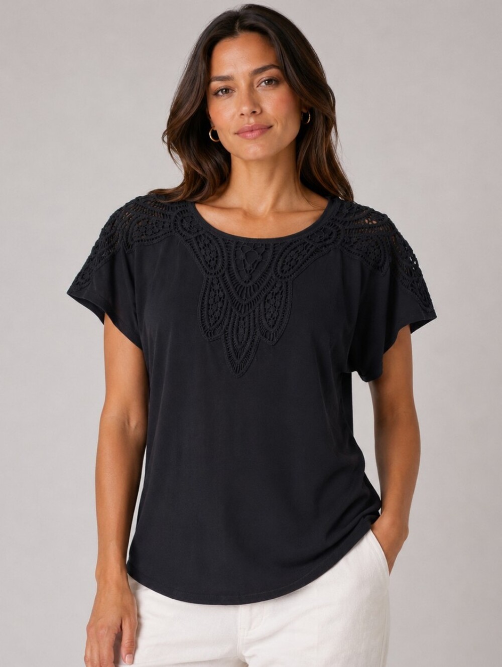 Roz & Ali Elegant Black Lace Detail Top Size S